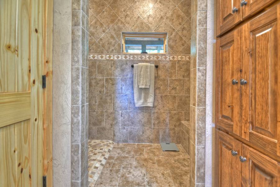 Massive Shower can accommodate a Crowd